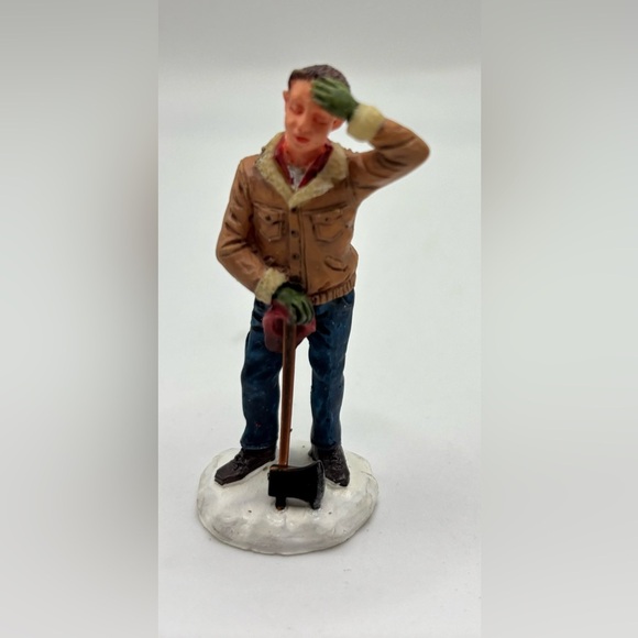 Lemax Christmas Village Figurines Lot Woodcutter Mailman Lumberjack Scene - Picture 5 of 8